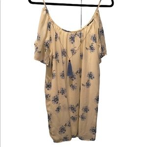 Francesca’s Blue floral dress 🌼